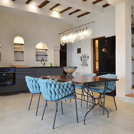 Waterside Cove Oasis - One Bedroom With Sea View Apartamento