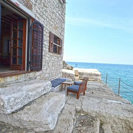 Waterside Cove Oasis - One Bedroom With Sea View Apartamento *