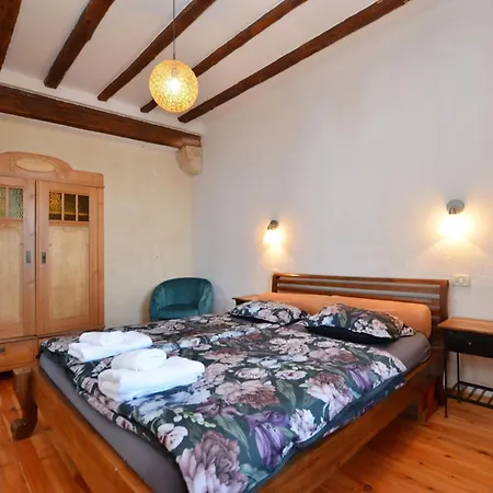 Waterside Cove Oasis - One Bedroom With Sea View